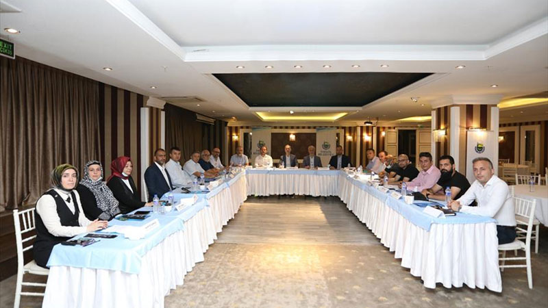 Yardım kuruluşları güç birliği için toplandı