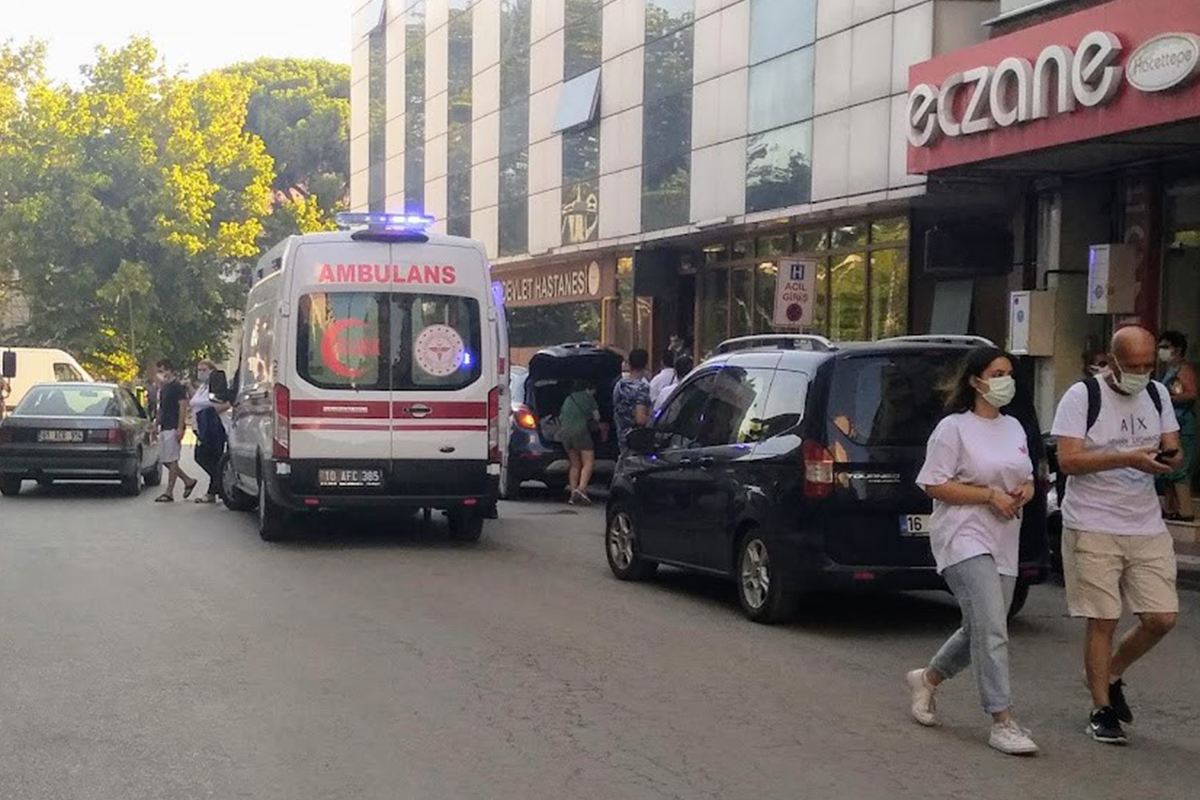 Denizde kalp krizi geçiren genç öldü