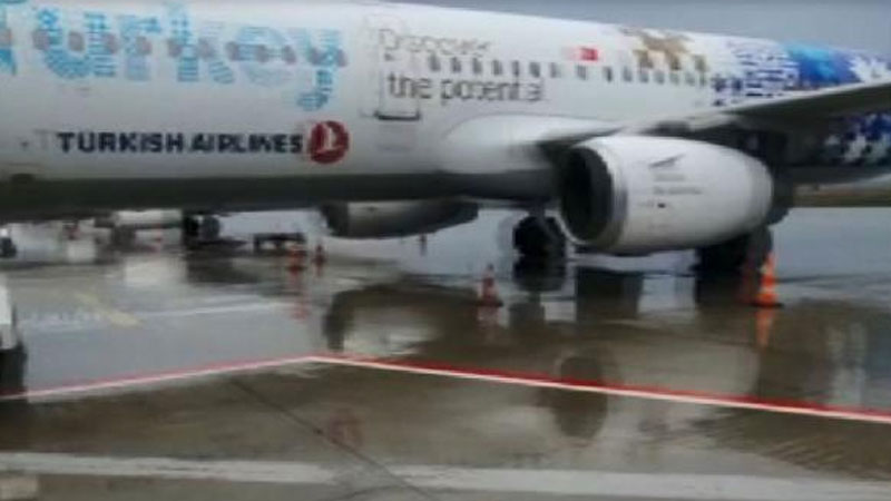 THY uçağına kalkışta kuş çarptı