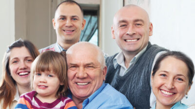 Bayram önce gönüllere gelir