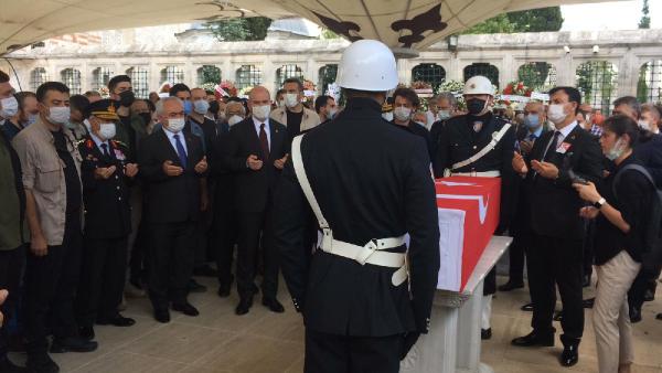 Şehit emniyet müdür yardımcısına son görev