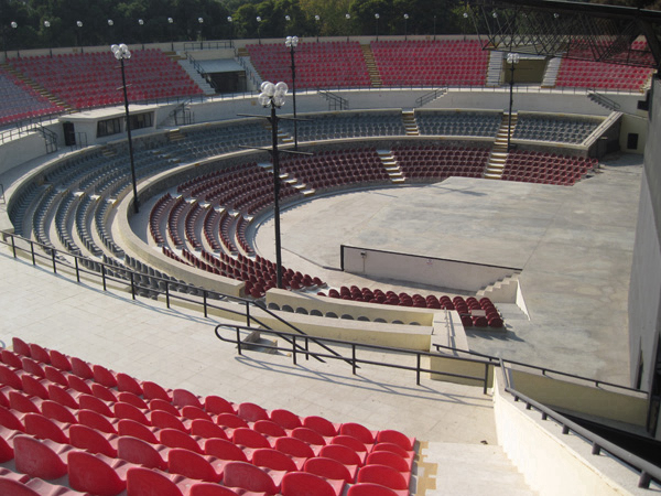 Bursa’nın meşhur tiyatrosu ne olacak? Bursa’nın meşhur tiyatrosu ne olacak?