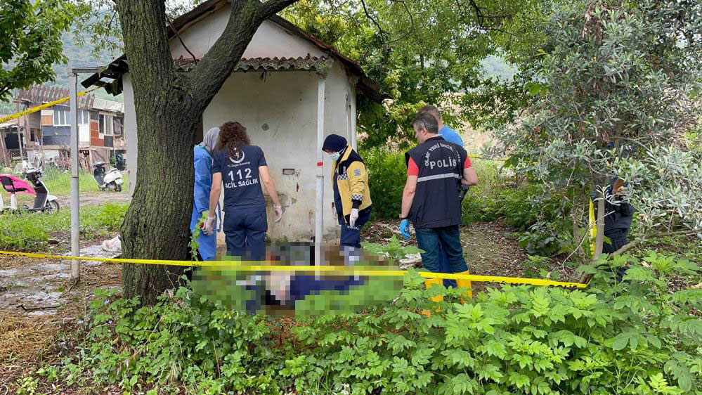 Bursa’da tarlada ceset bulundu