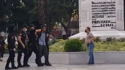 Bursa’da Atatürk heykeline çekiçli saldırı: 1 gözaltı