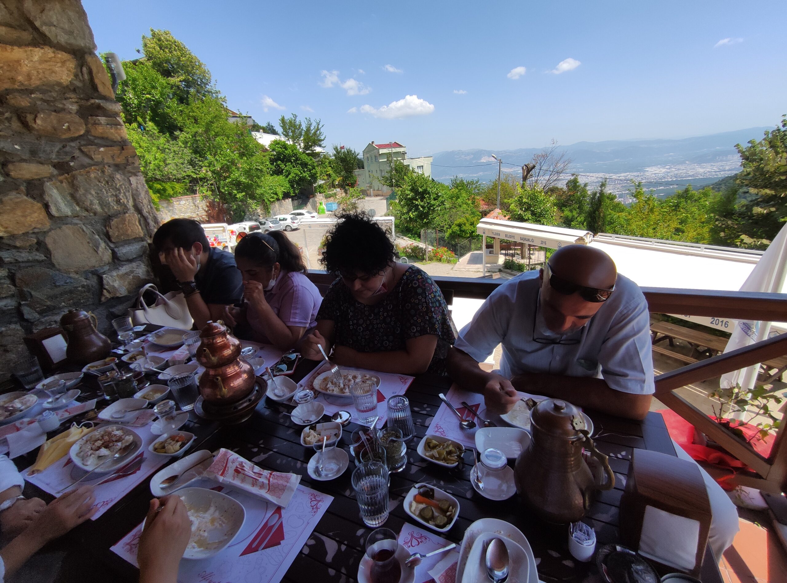 Bursa’da şehrin sıcağından kaçanlar burada serinliyor