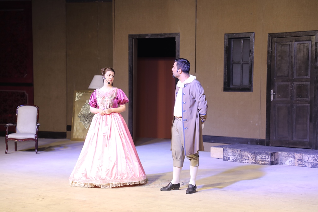 Moliere’in “Cimri”si Bursalıları kahkahaya boğdu