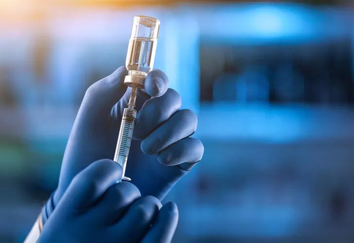 Koronavirüs aşısında 3. doz tartışması! Uzman isimden ‘çapraz aşılama’ önerisi