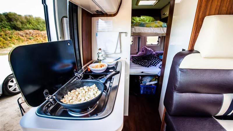 Al-kirala yaparak aylık 12 bin lira kazanıyor!