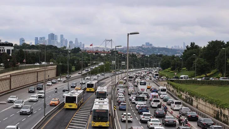 Araçlarıyla seyahate çıkacaklara ‘HGS bakiyesi’ uyarısı Araçlarıyla seyahate çıkacaklara ‘HGS bakiyesi’ uyarısı
