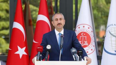Bakan Gül: Faile değil, fiile bakarak karar verin