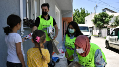 Çocukların bayramlıkları Osmangazi’den