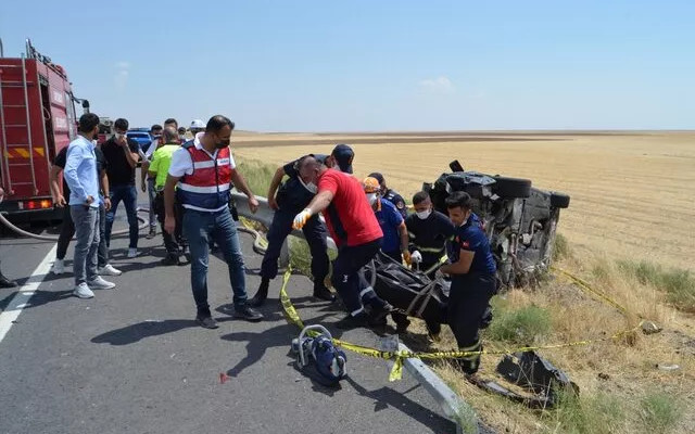 Art arda feci kazalar: Ölü ve yaralılar var