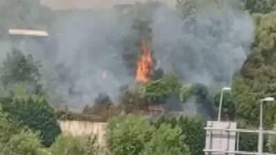 Kışladaki ağaçlık alanda yangın