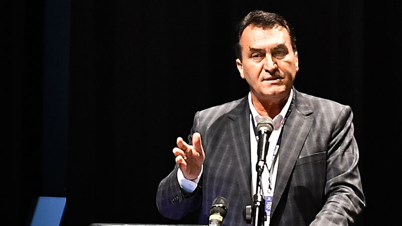 Dündar: Siyaset üstü yoktur, şehrin siyaseti vardır