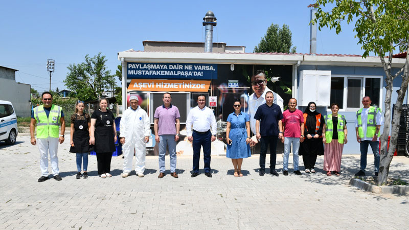 Mustafakemalpaşa'da hayırda yarış rekoru! 1 Mustafakemalpaşada hayirda yariş rekoru5