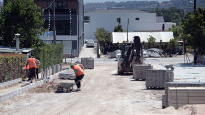 Osmangazi’de cadde ve sokaklar yenileniyor