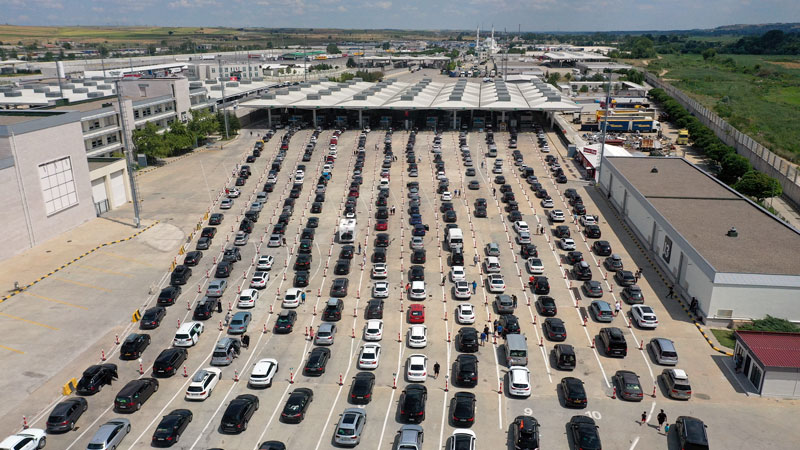 Kapıkule’de gurbetçi yoğunluğu Kapıkule’de gurbetçi yoğunluğu