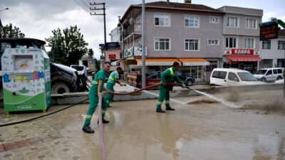 Ovaakça’da yaralar sarılıyor
