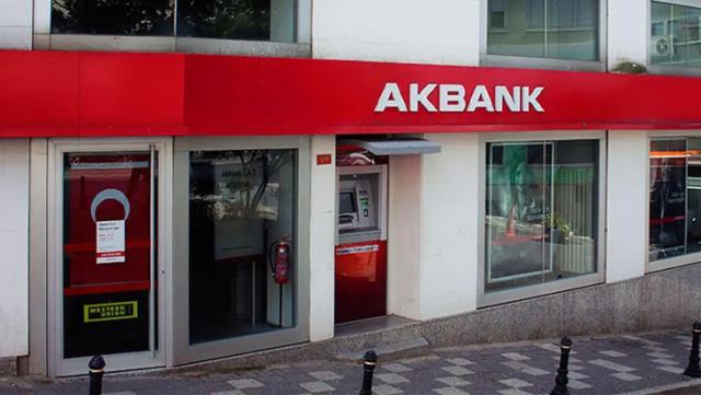 Binlerce kişiyi mağdur eden Akbank’tan flaş karar!