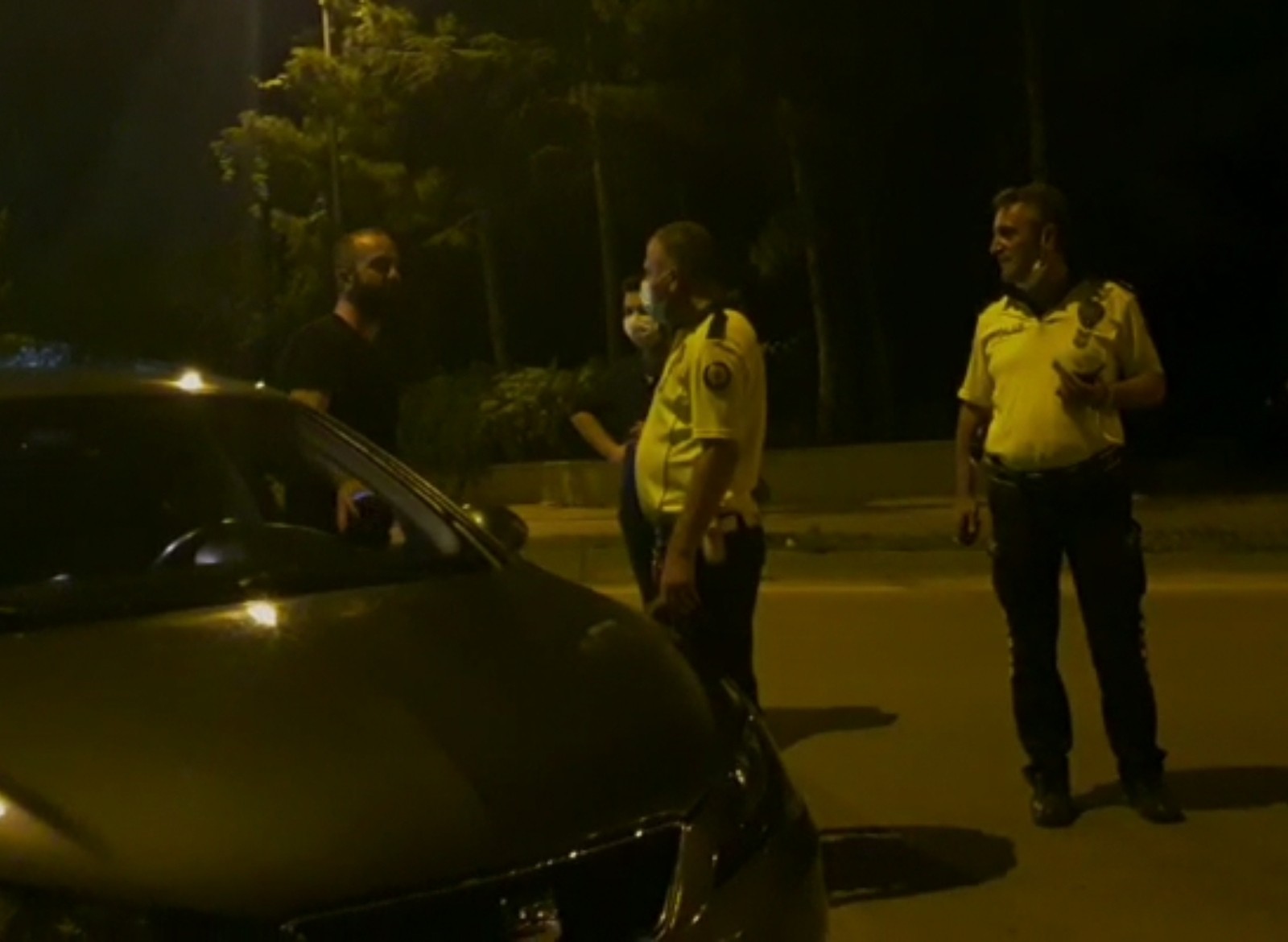 Bursa’da alkollü sürücüden ilginç cevap: “2-3 bira içmişim evime gidiyorum, yakaladınız” Bursa’da alkollü sürücüden ilginç cevap: “2-3 bira içmişim evime gidiyorum, yakaladınız”