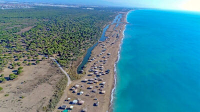 Denize sıfır bedava tatil: Çardak Beach