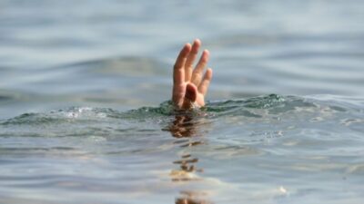 Bursa’da denize giren şahıs boğularak yaşamını yitirdi