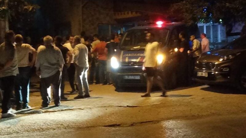 Bursa’da kavga sonrası kan döküldü: Mahalleli harekete geçti Bursa’nın İznik ilçesinde trafikte yol verme meselesi yüzünden çıkan kavgada