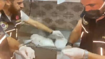 Bursa’da buzdolabından çıkanlar şoke etti