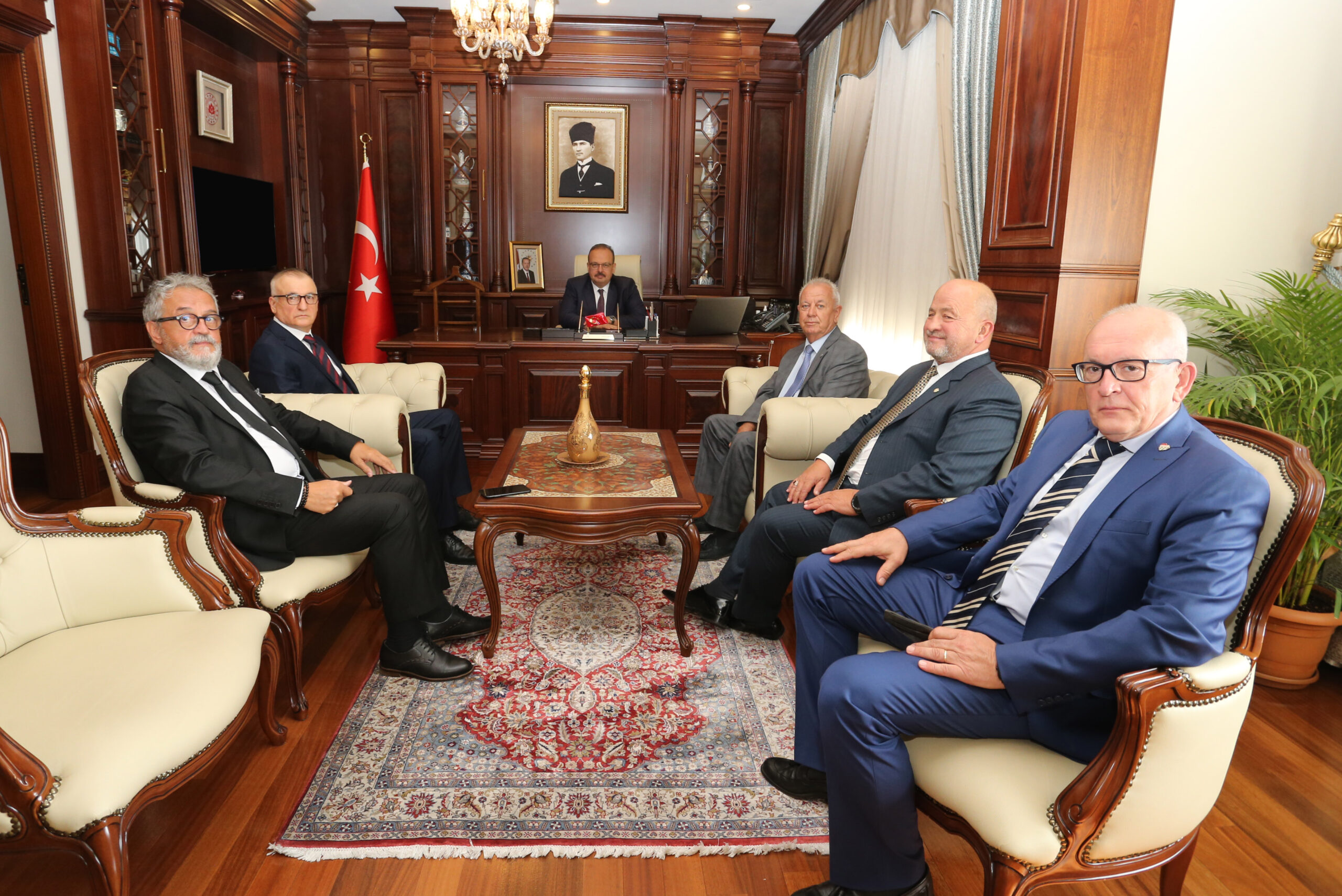 Bursaspor Divan Kurulu’ndan önemli ziyaret