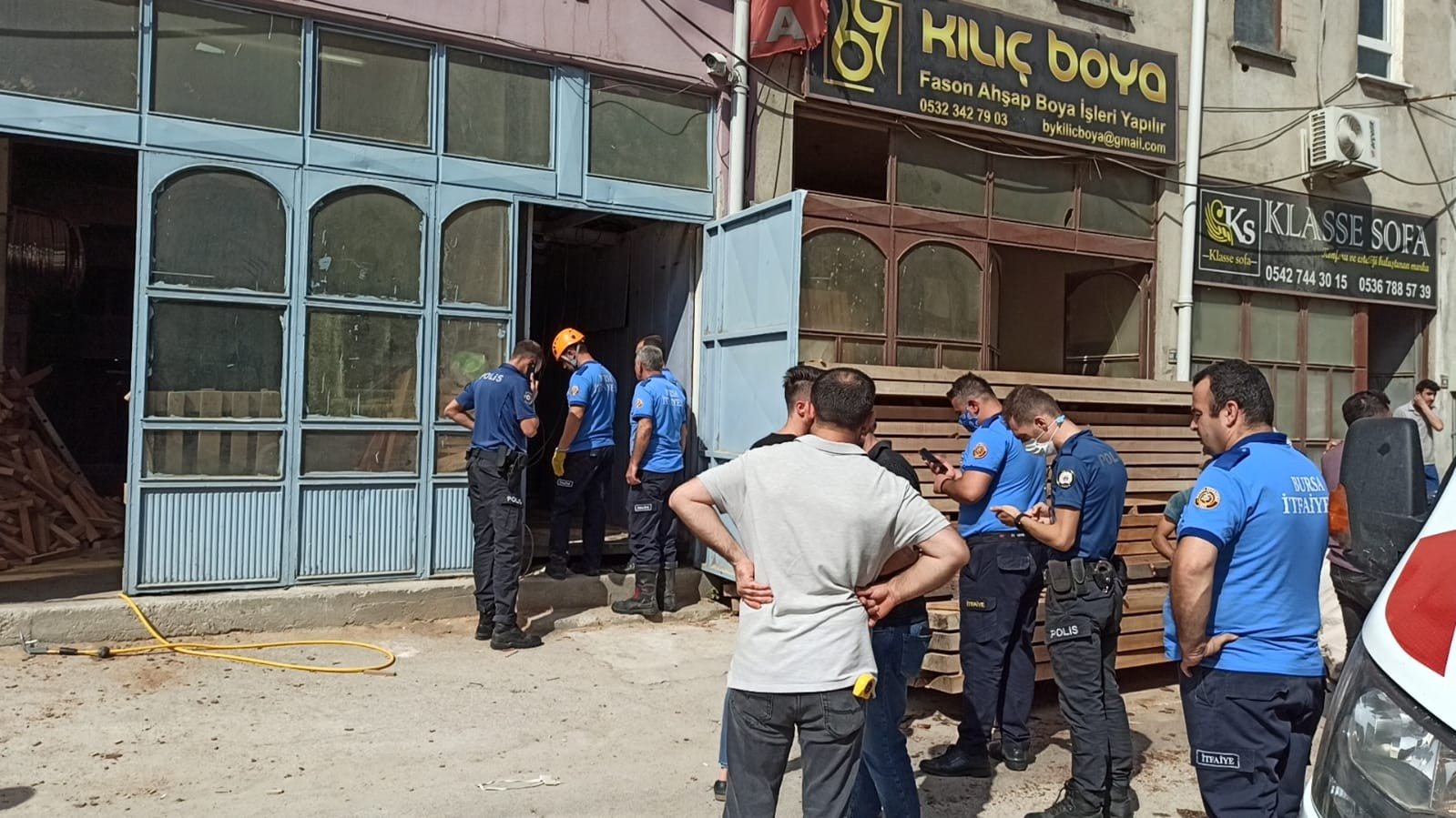 Bursa’da halatı kopan yük asansörü çakıldı!