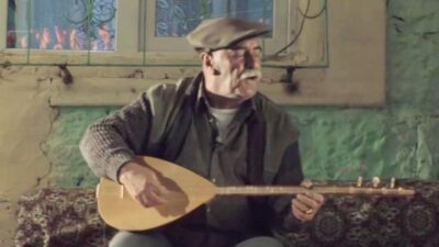 2 hafta önce eşinin ölümüyle yıkılan halk ozanı hayatını kaybetti