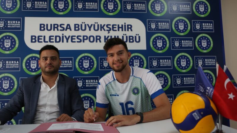 Büyükşehir Belediyespor, 2.00 metre boyundaki orta oyuncu Serhat Fatih Uzun’la