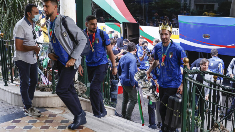 Londra'daki Wembley Stadı'nda oynanan EURO 2020'nin finalinde İngiltere'yi penaltılarla yenerek