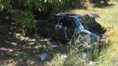 30 metreden yuvarlanan otomobilin sürücüsü öldü