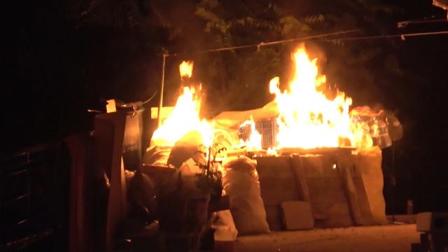 Evin balkonunda tüp patladı