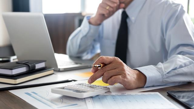 Öğretmen, polis, doktor… Kim ne kadar maaş alacak? Öğretmen, polis, doktor… Kim ne kadar maaş alacak?