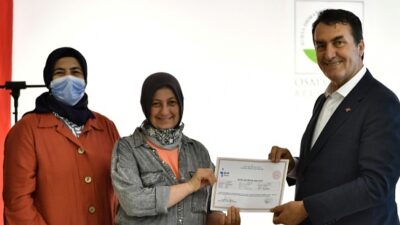 Halıcılık Kursiyerleri Sertifikalarına Kavuştu