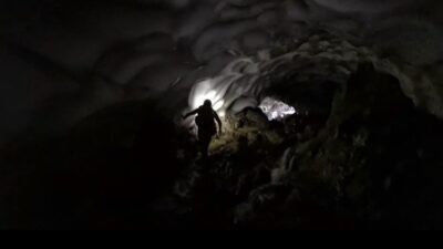 Bursa’nın gizli cenneti! Yaz ortasında buz tüneli…