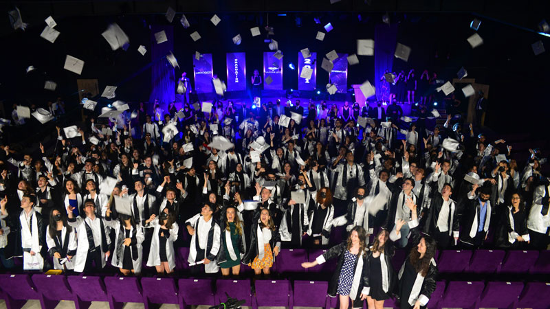 Şahinkaya’da mezuniyet coşkusu Şahinkaya’da mezuniyet coşkusu