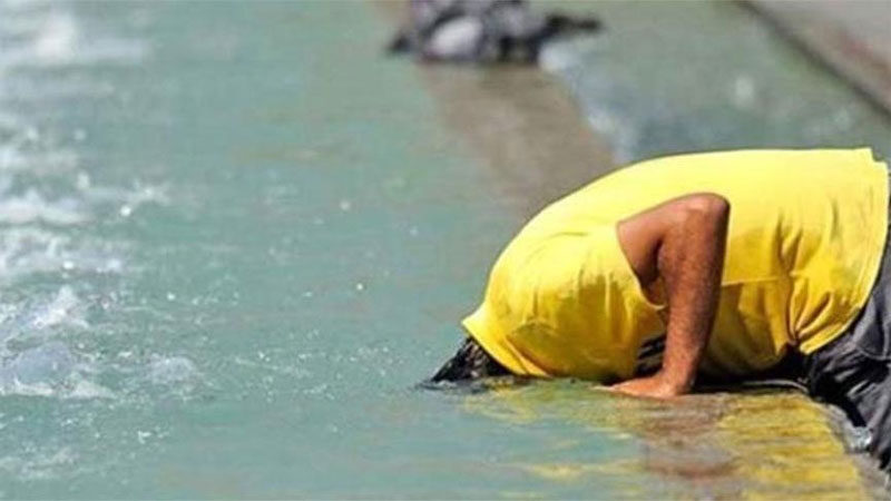 Hava sıcaklığının mevsim normallerinin üzerinde seyrettiği yurt genelinde bugün termometreler,
