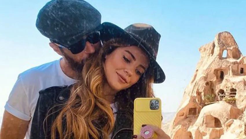 Tek kalemde sildi! Ünlü çiftten kötü haber!