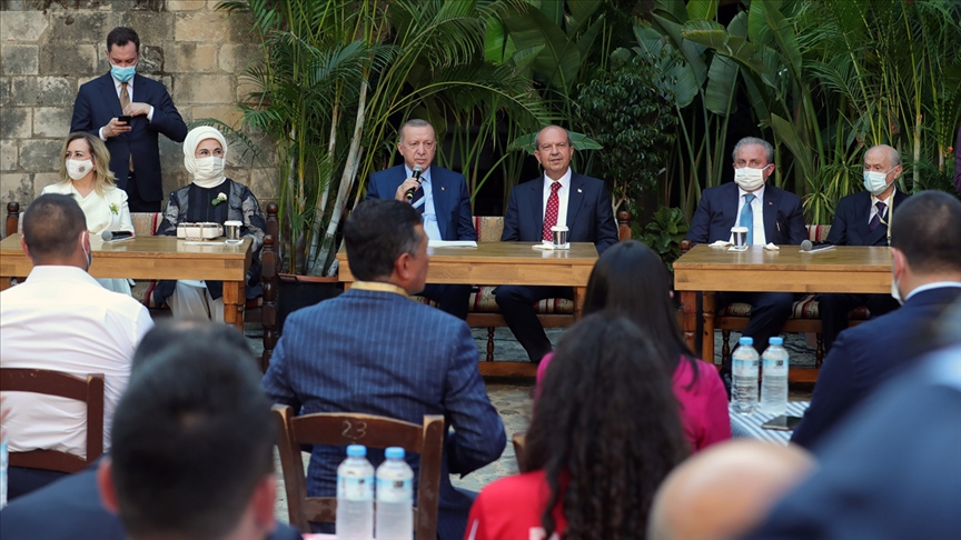 Cumhurbaşkanı Erdoğan KKTC’de gençlerle bir araya geldi
