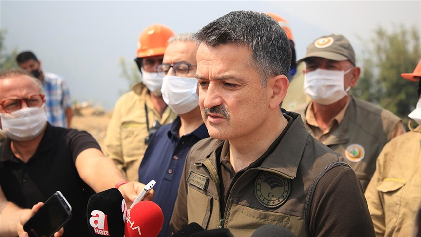 Bakan Pakdemirli’den Manavgat’taki yangınla ilgili açıklama