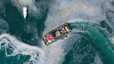 Marmara Denizi’nden 9 bin 394 metreküp müsilaj temizlendi