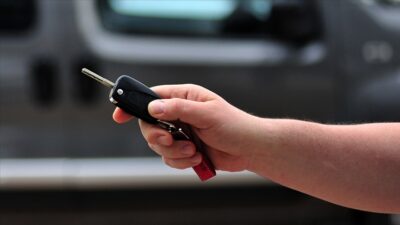 Yılın ilk yarısında satılan her 2 araçtan biri ithal