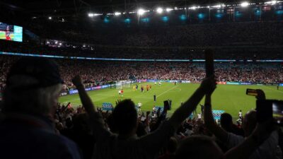 UEFA, İngiltere ile Danimarka arasındaki 16. Avrupa Futbol Şampiyonası (EURO