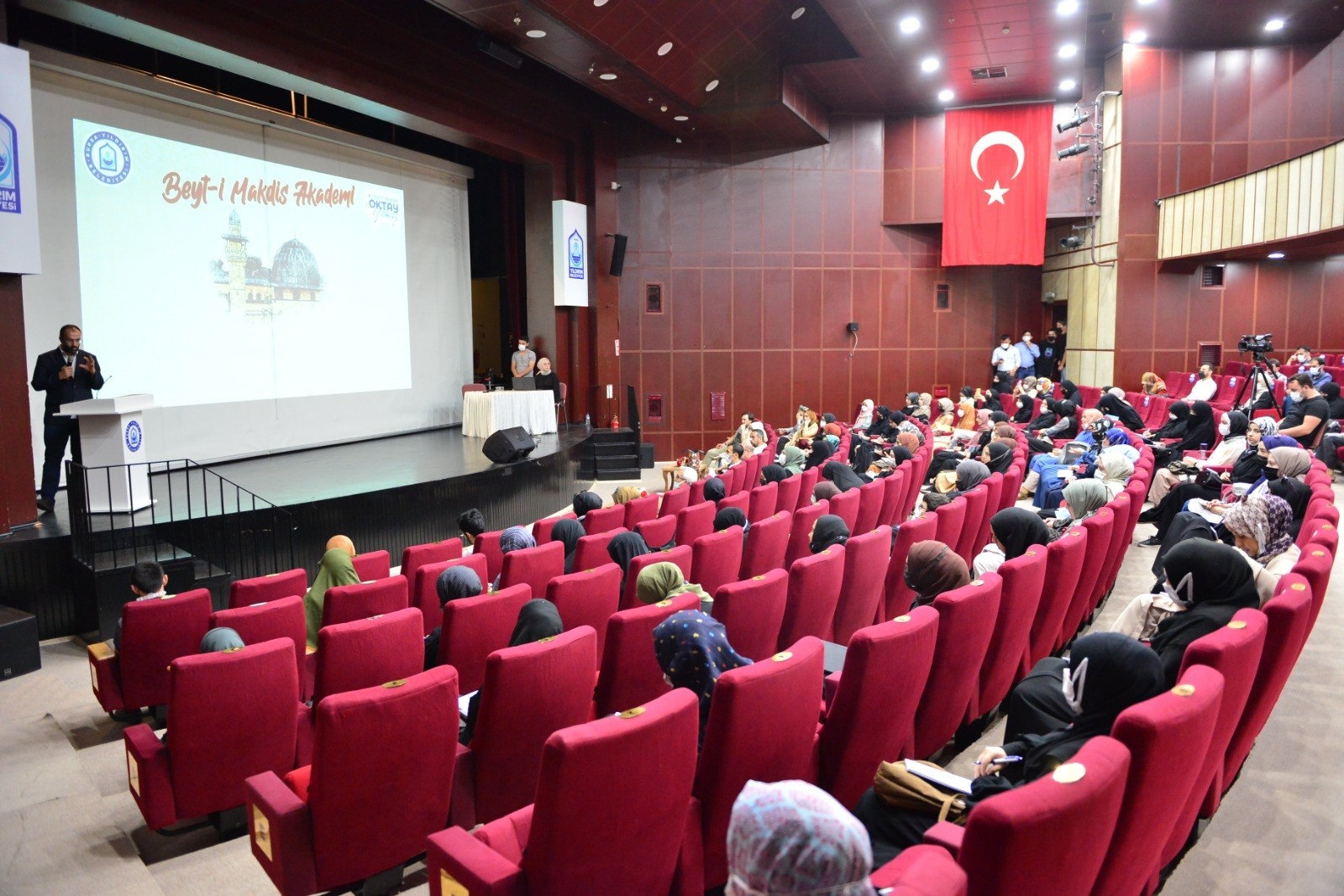 Yıldırım Beyt-i Makdis Akademi başladı