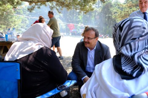 Yunanistan hep aynı: Sıkıştığını hissetti, Türk okullarını kapattı!