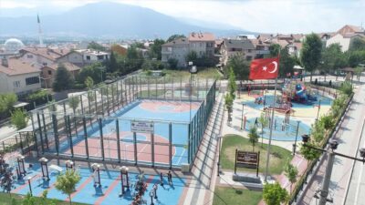 Kendi enerjisini üreten akıllı park törenle açıldı