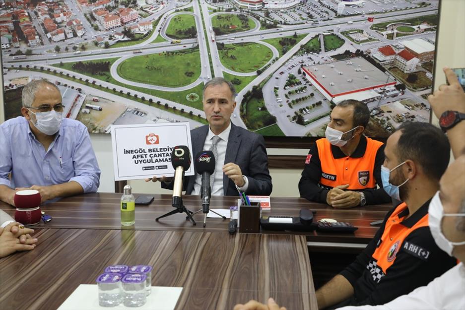 ’Afet Çantası’ artık cep telefonlarımızda ’Afet Çantası’ artık cep telefonlarımızda